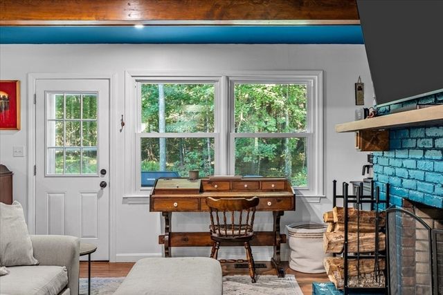 43 Old Powder House Rd, Lakeville, MA 02347