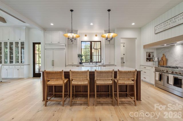 2905 McNeely Farms Drive, Waxhaw, NC 28173