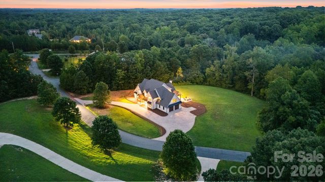 2905 McNeely Farms Drive, Waxhaw, NC 28173