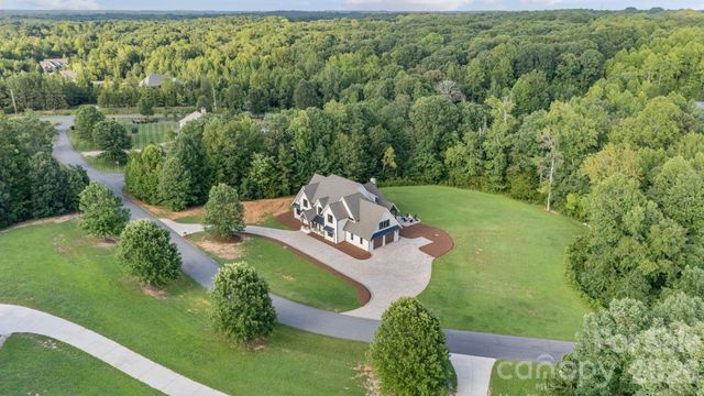 2905 McNeely Farms Drive, Waxhaw, NC 28173