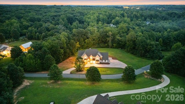 2905 McNeely Farms Drive, Waxhaw, NC 28173
