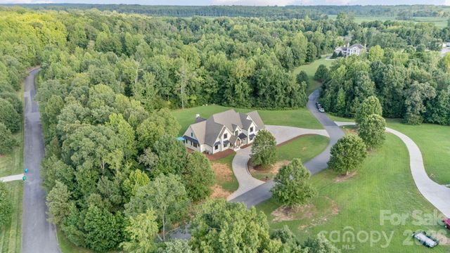 2905 McNeely Farms Drive, Waxhaw, NC 28173
