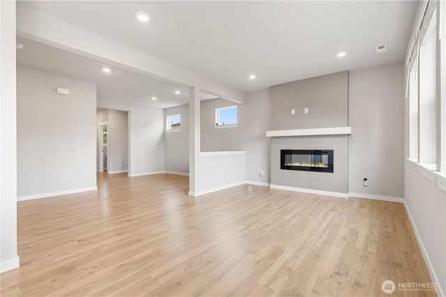 30003 19th Avenue S, Federal Way, WA 98003