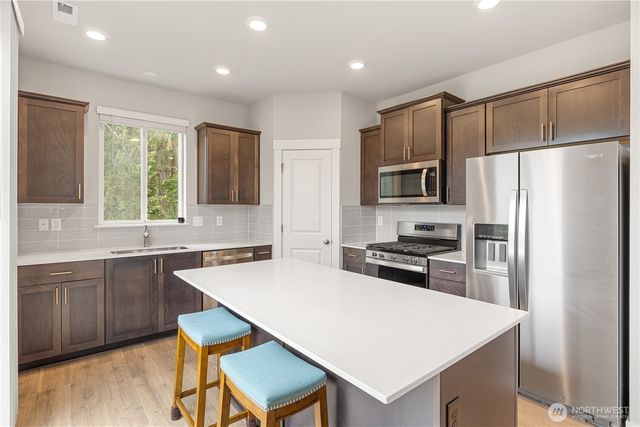 30003 19th Avenue S, Federal Way, WA 98003