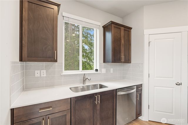 30003 19th Avenue S, Federal Way, WA 98003