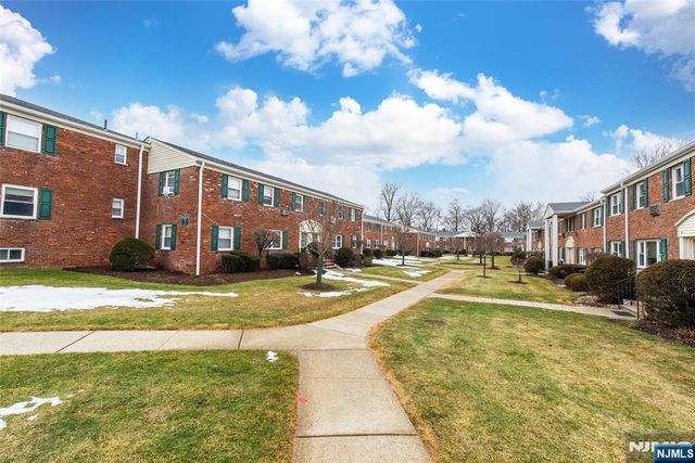 63 Roseland Avenue 47, Caldwell, NJ 07006