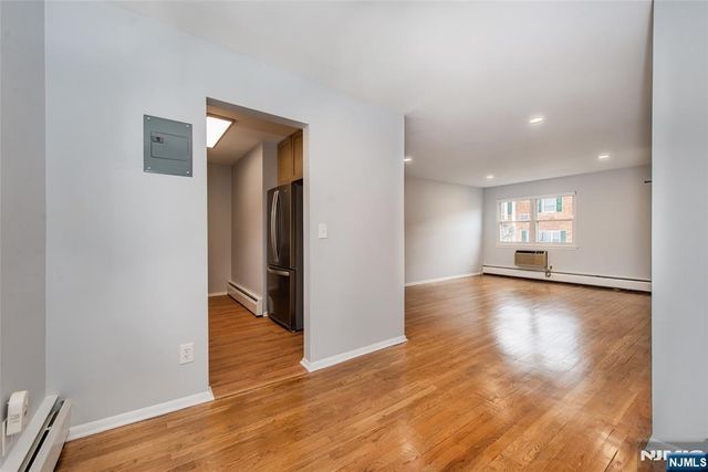 63 Roseland Avenue 47, Caldwell, NJ 07006