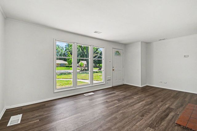 322 Indianwood Boulevard, Park Forest, IL 60466
