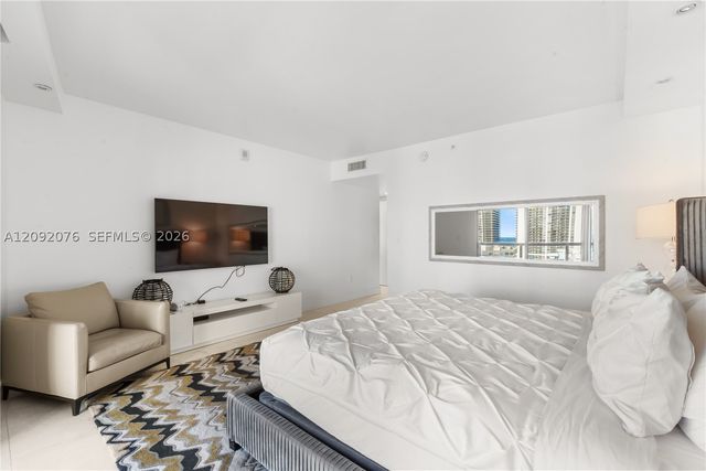 2600 E Hallandale Beach Blvd T1601, Hallandale Beach, FL 33009