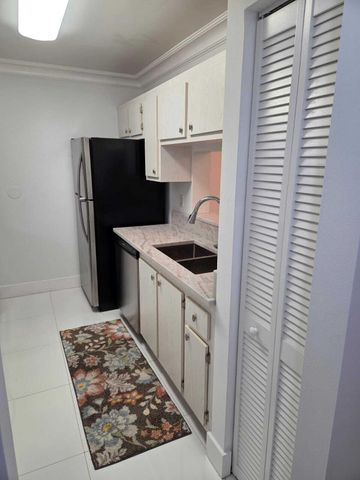 120 NW 70th Street 102, Boca Raton, FL 33487