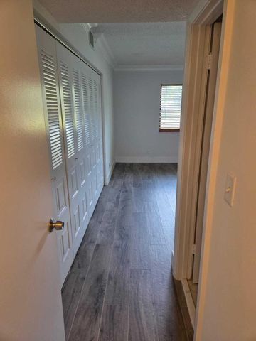 120 NW 70th Street 102, Boca Raton, FL 33487