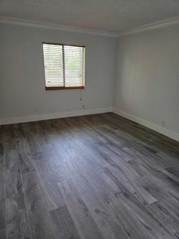 120 NW 70th Street 102, Boca Raton, FL 33487