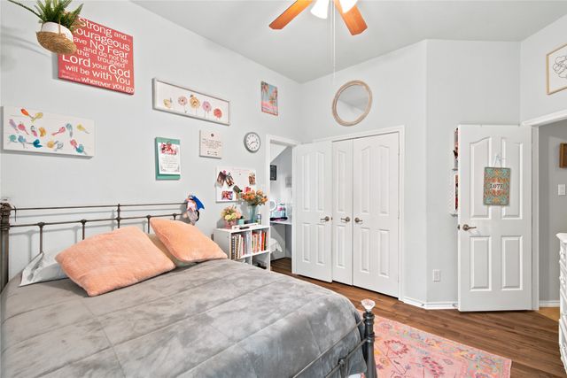 8 Tallwood Lane, Edgecliff Village, TX 76134