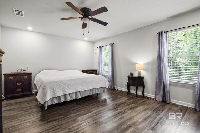 8387 Calgary Drive, Mobile, AL 36695