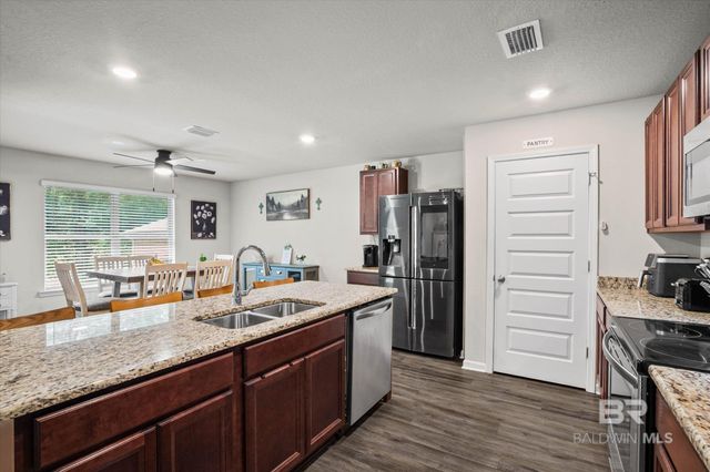 8387 Calgary Drive, Mobile, AL 36695