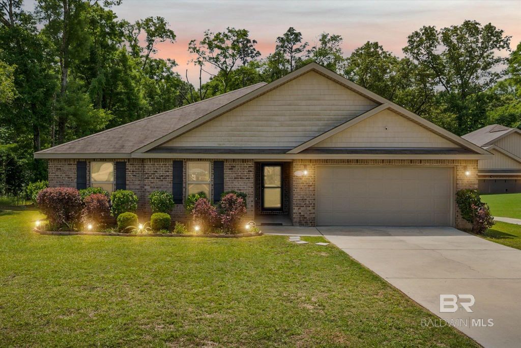 8387 Calgary Drive, Mobile, AL 36695
