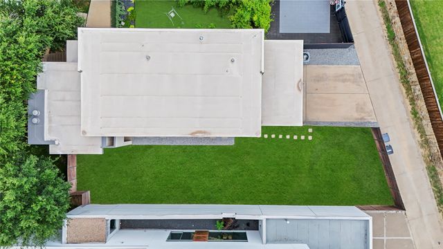 6 Vanguard Way, Dallas, TX 75243