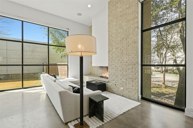 6 Vanguard Way, Dallas, TX 75243