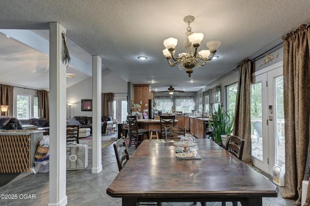 11802 Emden Lane, Racine, MO 64858