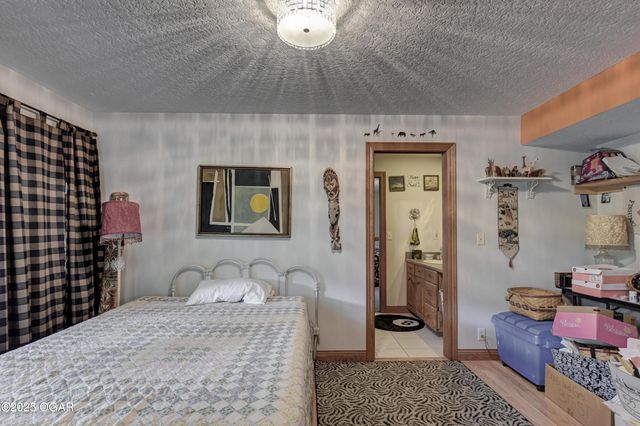 11802 Emden Lane, Racine, MO 64858