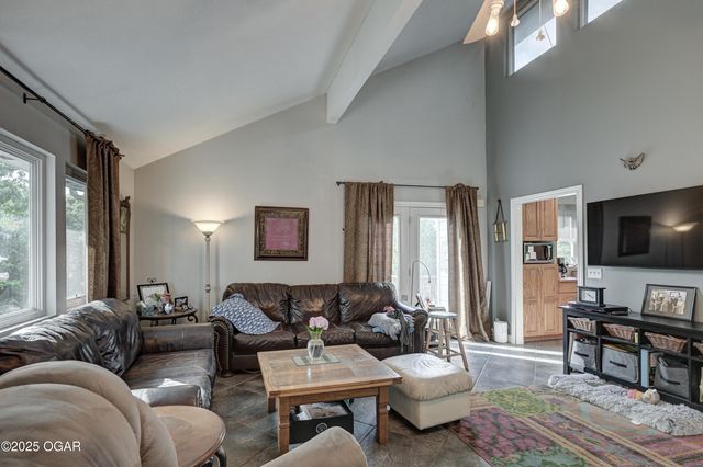 11802 Emden Lane, Racine, MO 64858