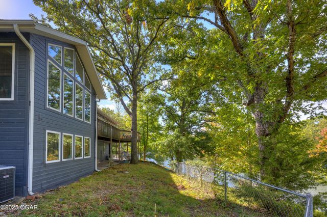 11802 Emden Lane, Racine, MO 64858