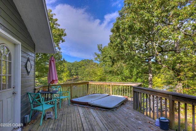 11802 Emden Lane, Racine, MO 64858