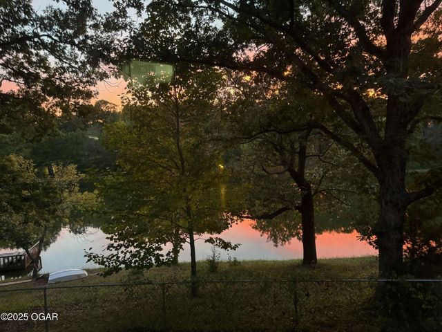 11802 Emden Lane, Racine, MO 64858