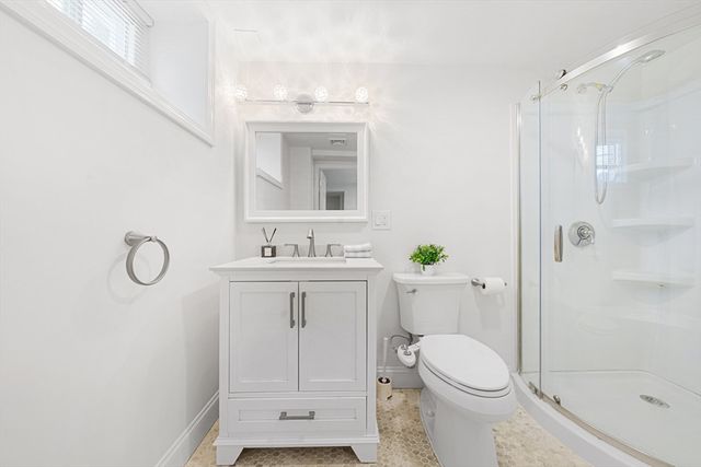 126 White 126, Belmont, MA 02478