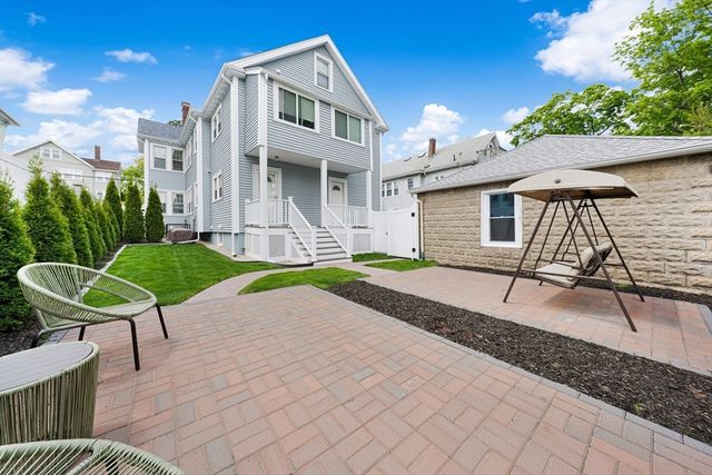 126 White 126, Belmont, MA 02478