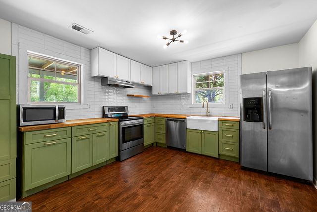 1480 Al Roberts Road, Senoia, GA 30276