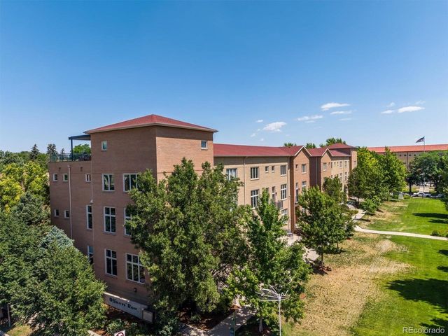 220 Roslyn St 701, Denver, CO 80230