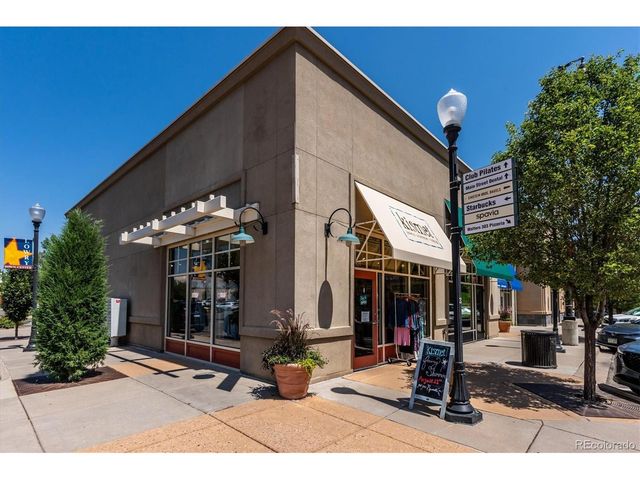 220 Roslyn St 701, Denver, CO 80230