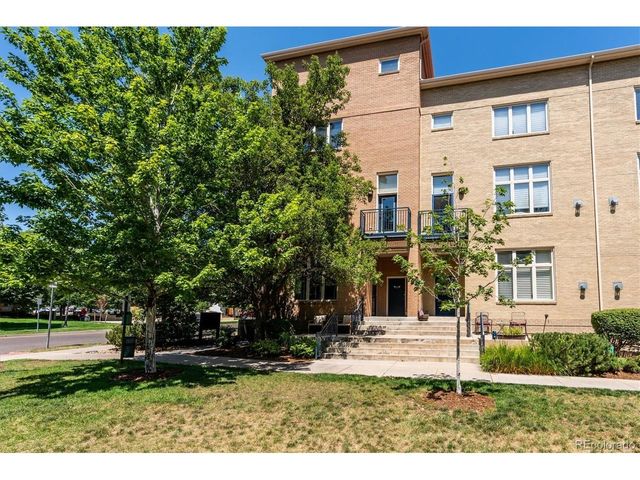 220 Roslyn St 701, Denver, CO 80230