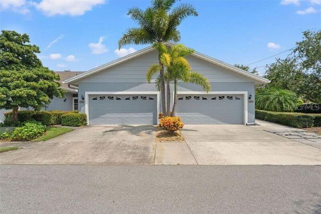 13634 LAKE POINT DRIVE S, Clearwater, FL 33762