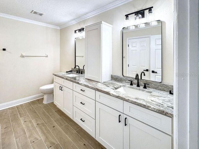 13634 LAKE POINT DRIVE S, Clearwater, FL 33762