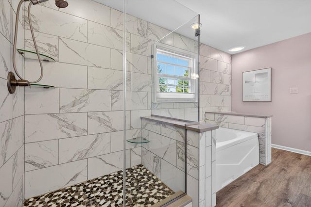 2622 INWOOD DR, Adamstown, MD 21710