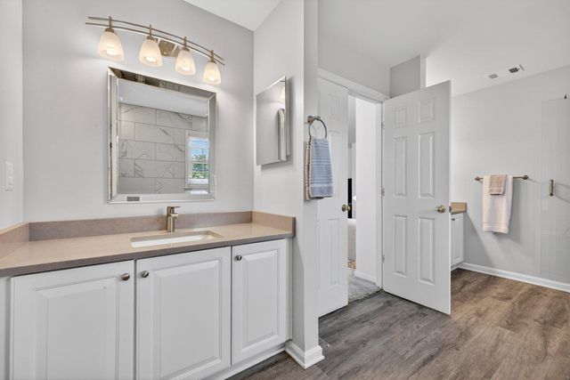 2622 INWOOD DR, Adamstown, MD 21710