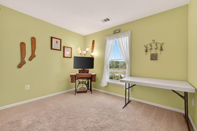 2622 INWOOD DR, Adamstown, MD 21710
