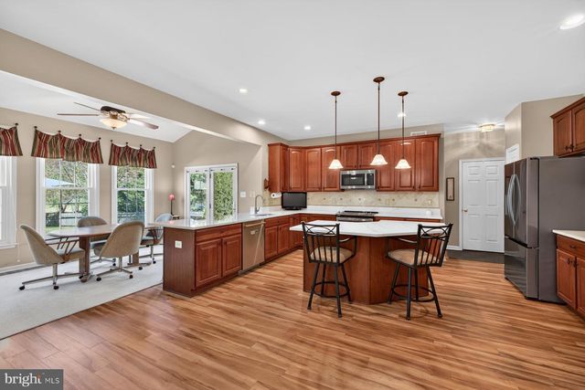 2622 INWOOD DR, Adamstown, MD 21710