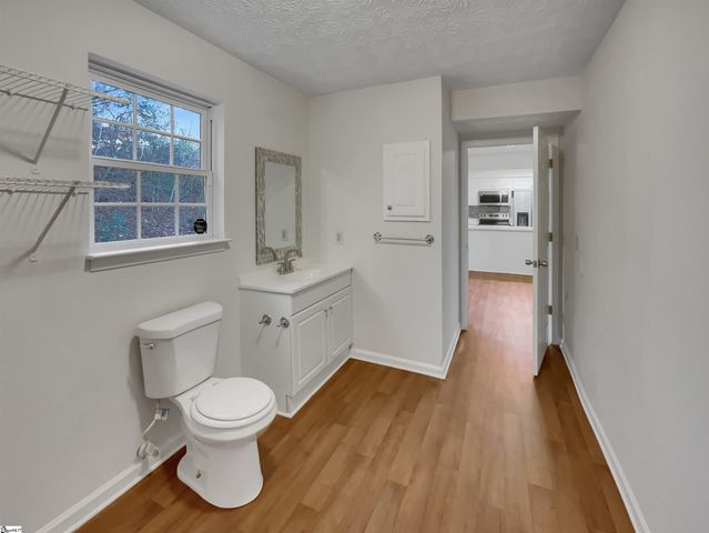 8 Chelseabrook Court, Mauldin, SC 29662