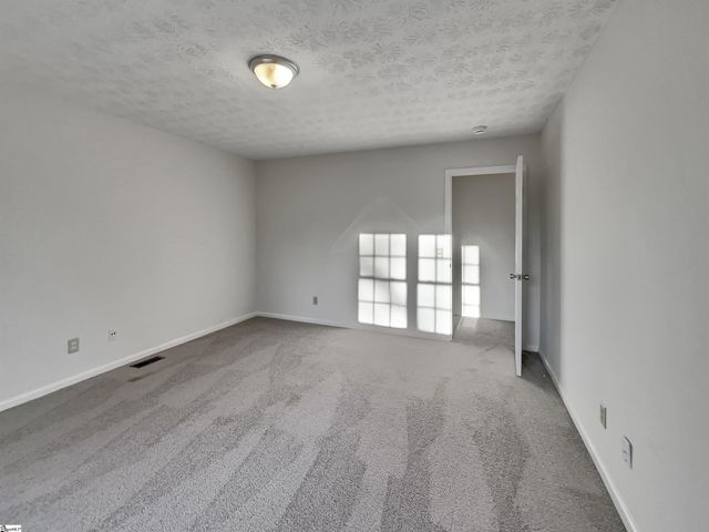 8 Chelseabrook Court, Mauldin, SC 29662