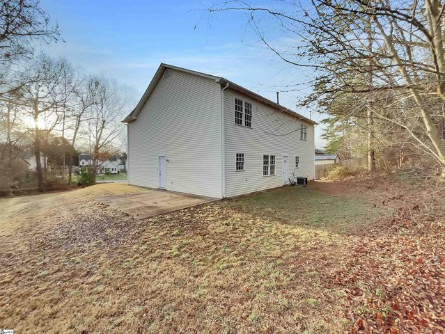 8 Chelseabrook Court, Mauldin, SC 29662