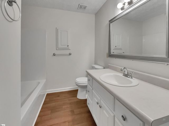 8 Chelseabrook Court, Mauldin, SC 29662