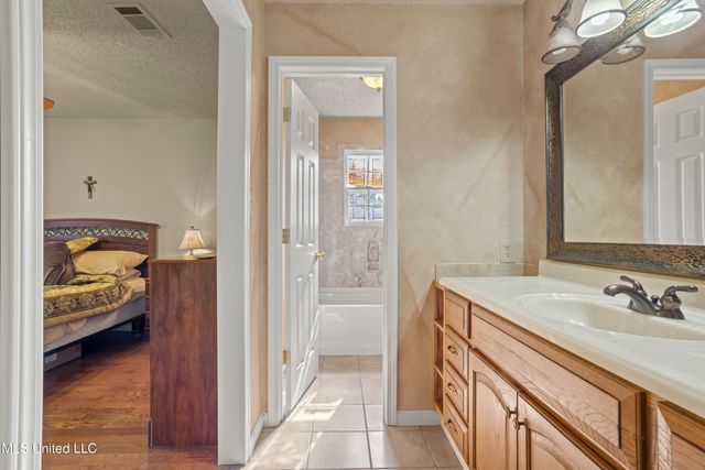 2405 Merida Cove, Gautier, MS 39553