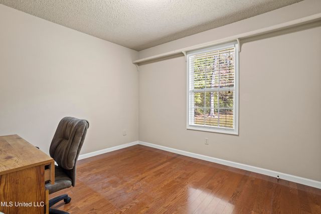 2405 Merida Cove, Gautier, MS 39553