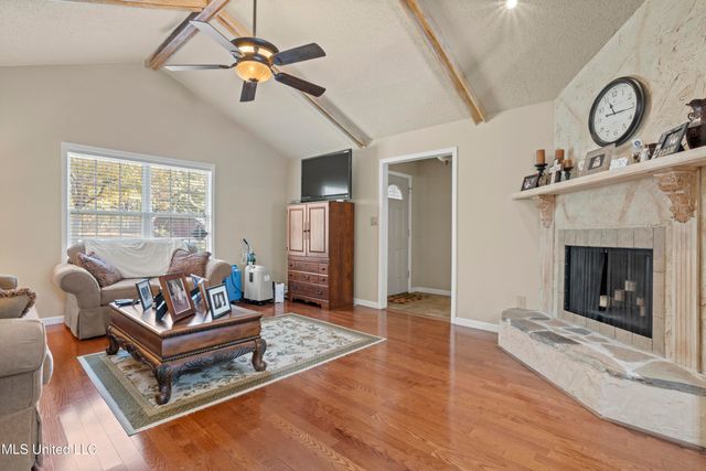 2405 Merida Cove, Gautier, MS 39553