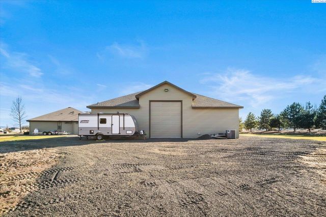 4004 Kiger Rd, West Richland, WA 99353