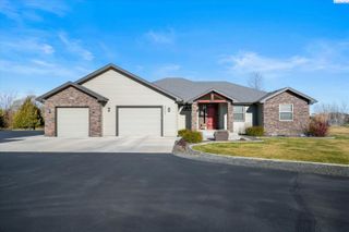 4004 Kiger Rd, West Richland, WA 99353
