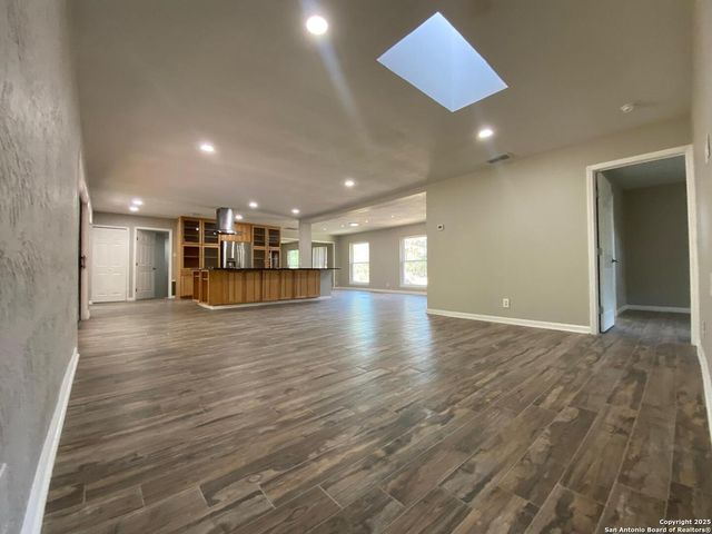 1235 Cibolo, Universal City, TX 78148